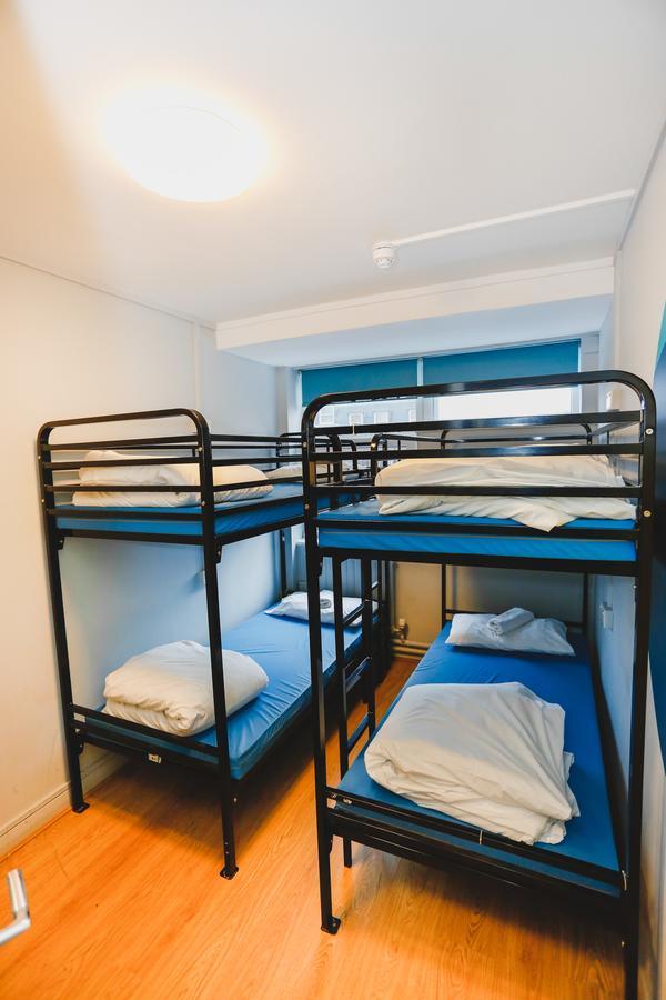 Via Limehouse Hostel London Kültér fotó