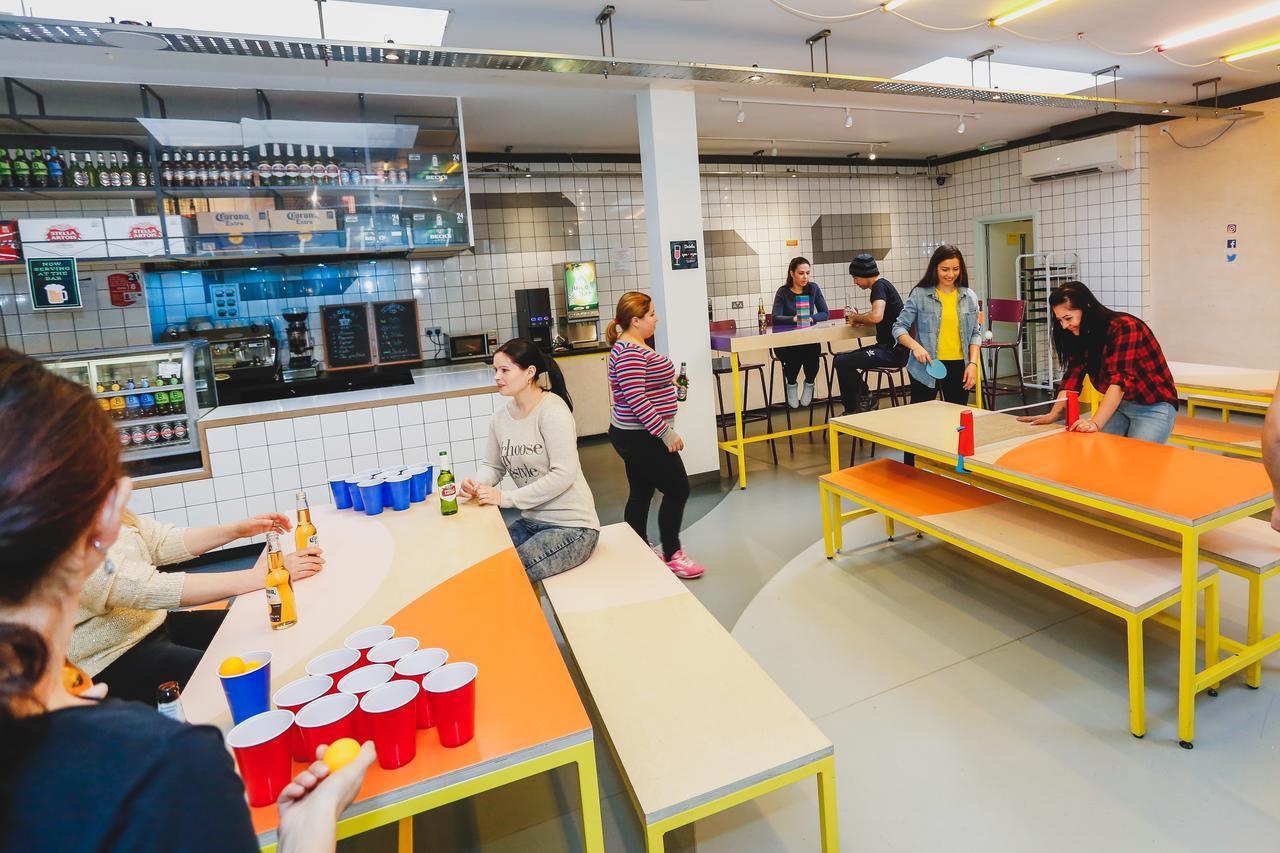 Via Limehouse Hostel London Kültér fotó