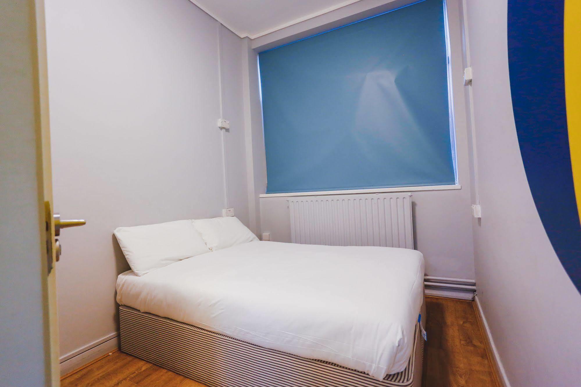 Via Limehouse Hostel London Kültér fotó