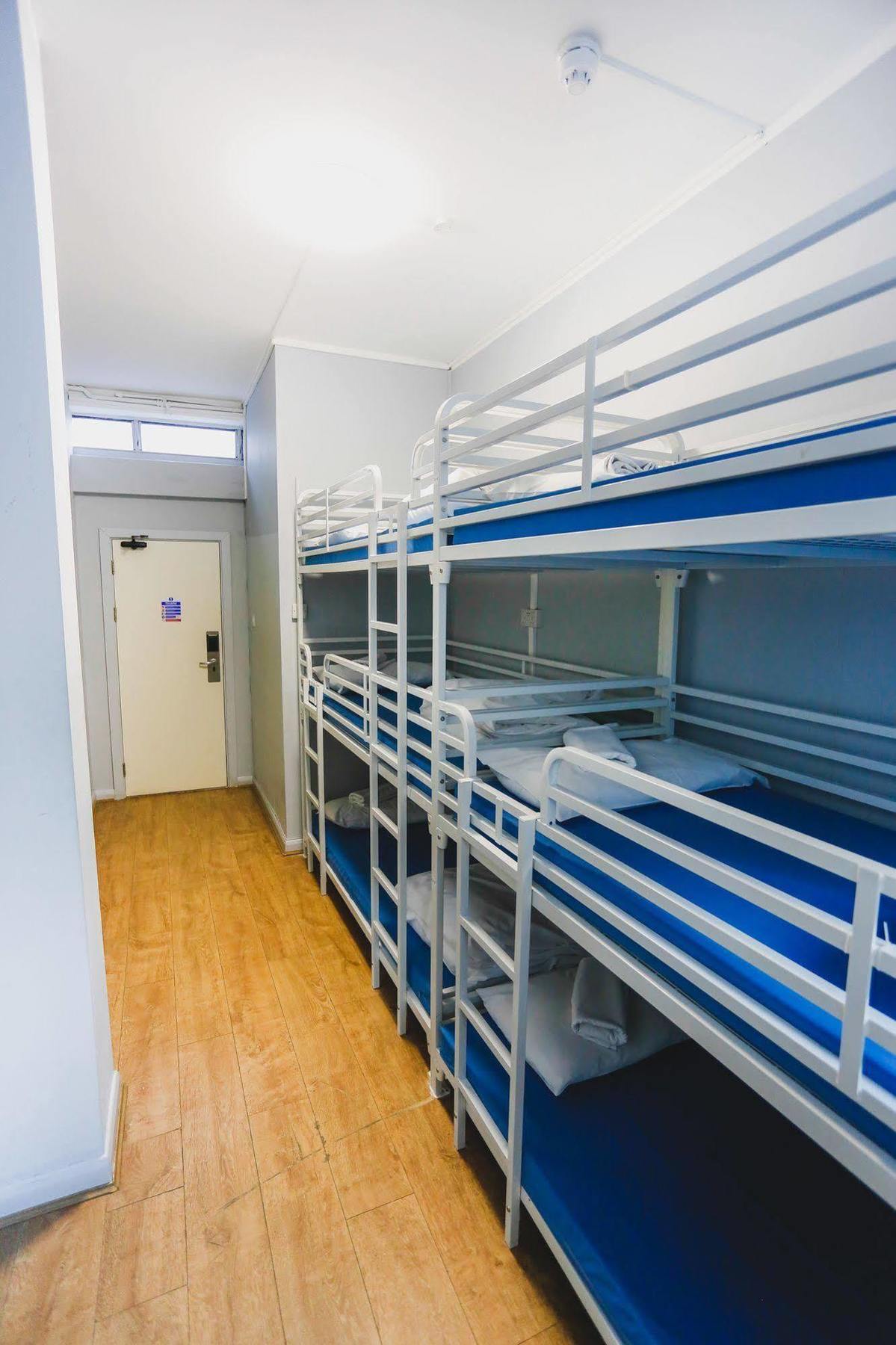 Via Limehouse Hostel London Kültér fotó