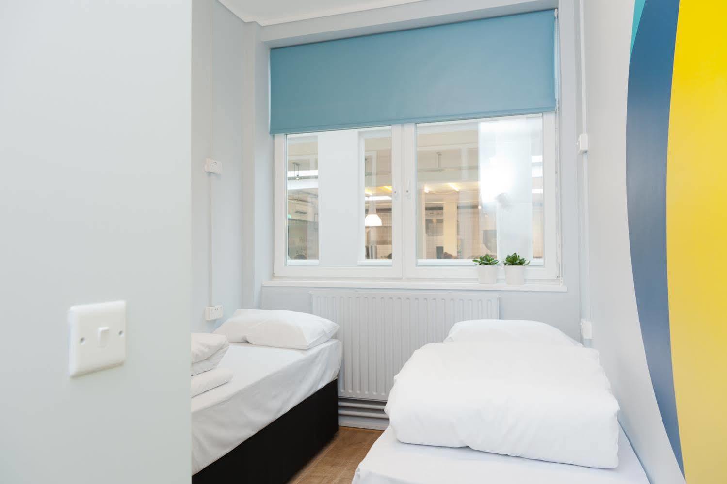 Via Limehouse Hostel London Kültér fotó